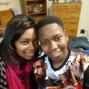 Meet your Posher, Lawrence